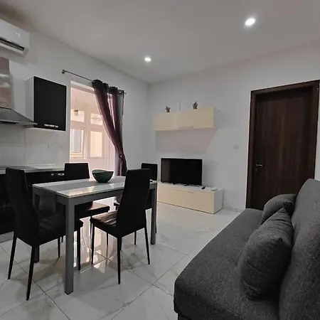 1 Bedroom In Sliema, Malta Appartement Sliema