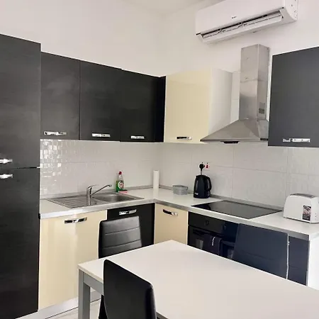 1 Bedroom In Sliema, Malta *